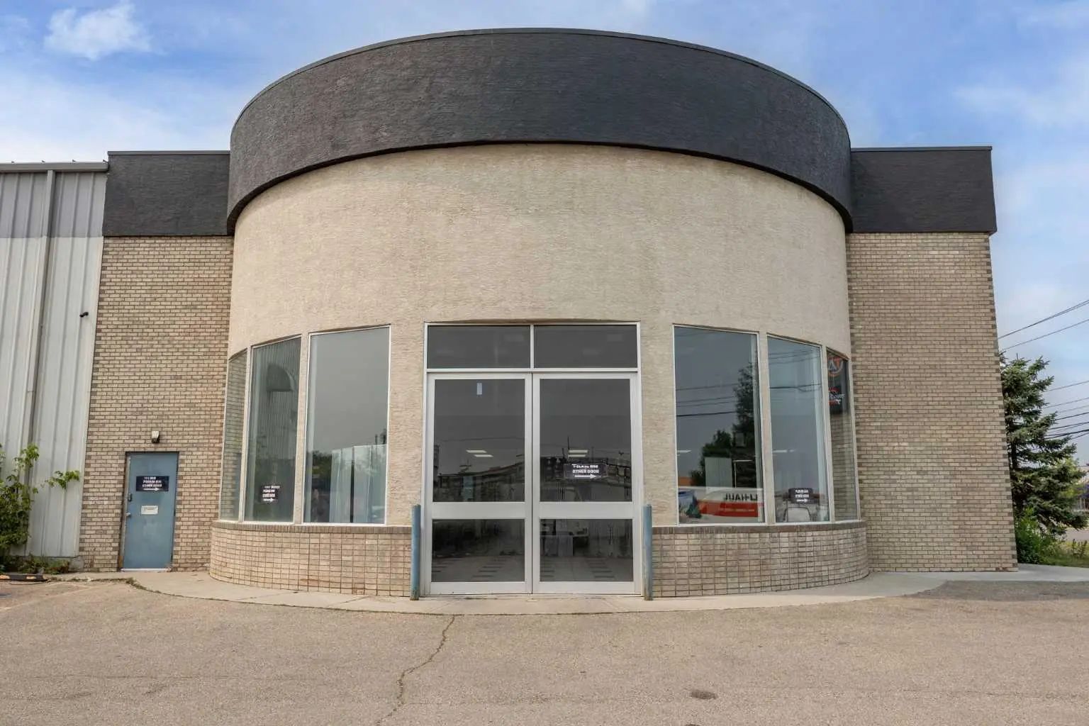 2341 20 Avenue Northeast, Calgary – Commercial Industrial Listing Photo 6