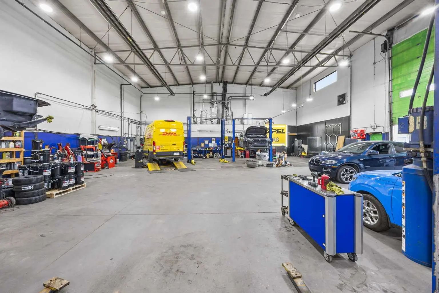 2341 20 Avenue Northeast, Calgary – Commercial Industrial Listing Photo 9
