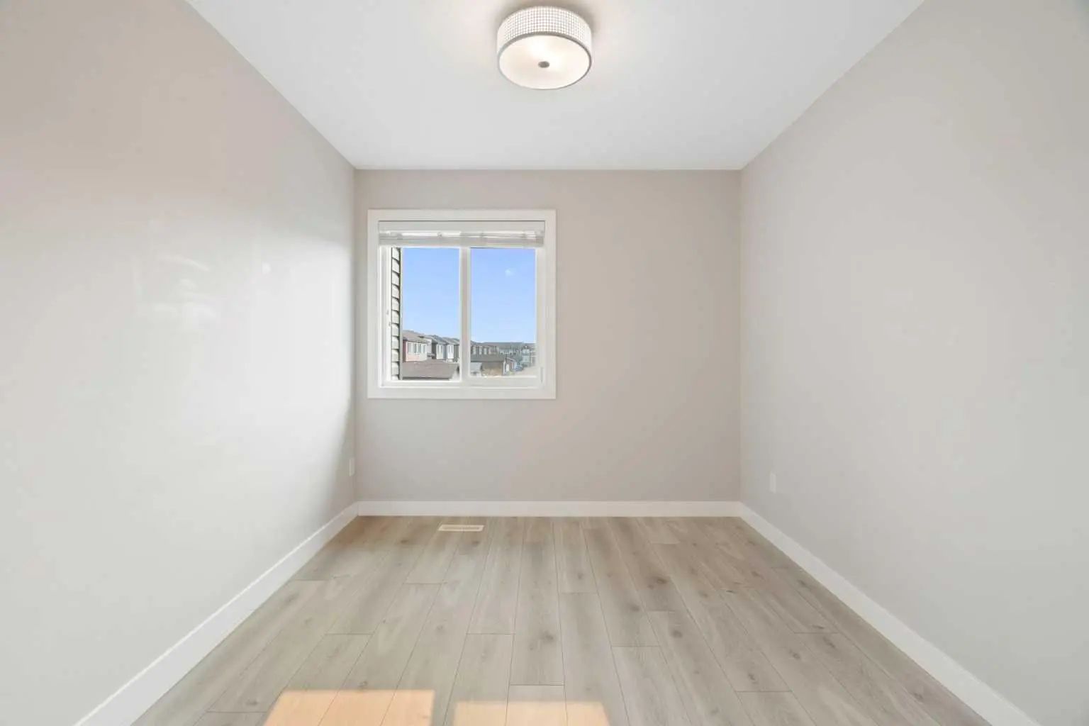 125 Corner Meadows Gate Northeast, Calgary – Residential Semi Detached (Half Duplex) Listing Photo 24