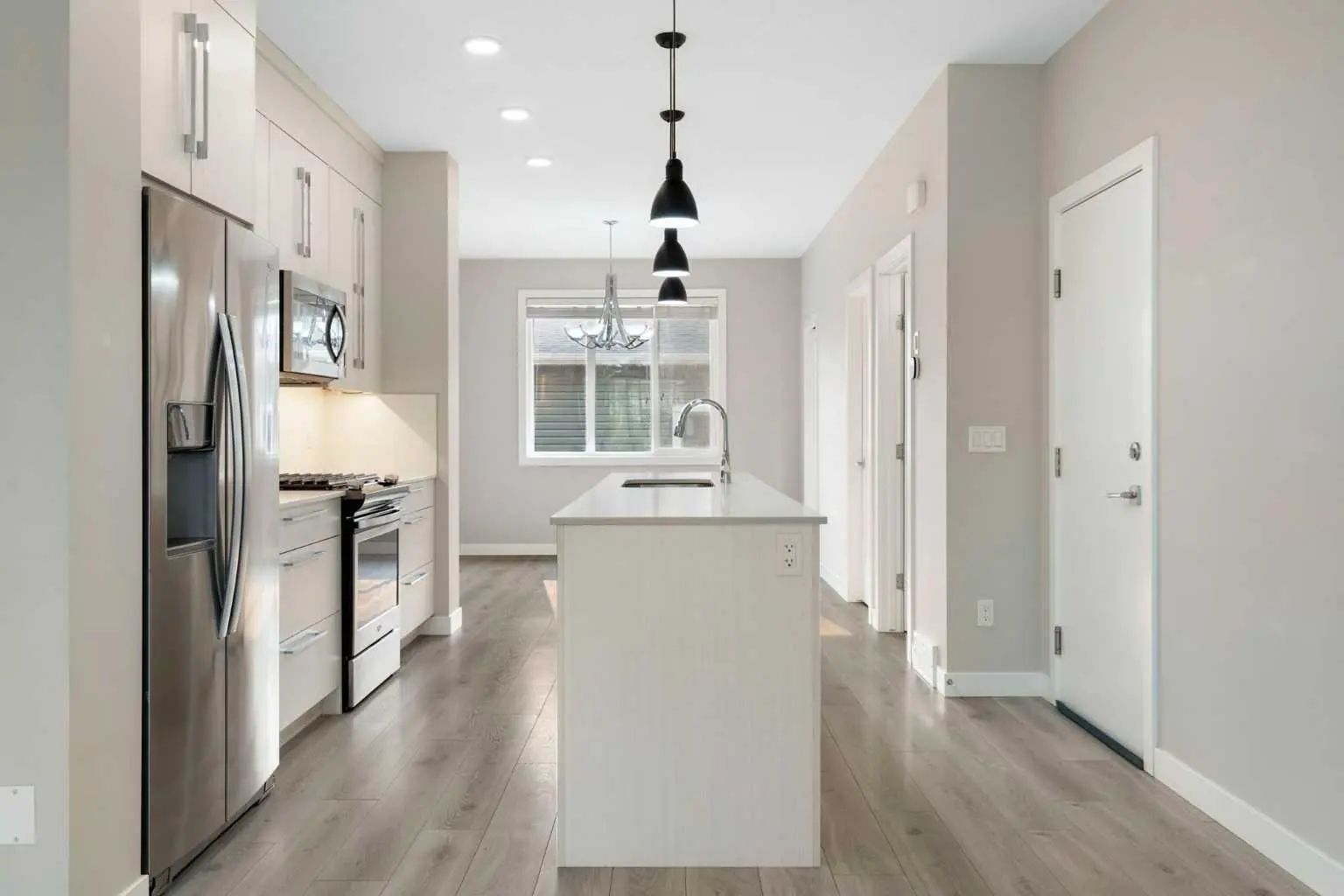 125 Corner Meadows Gate Northeast, Calgary – Residential Semi Detached (Half Duplex) Listing Photo 8