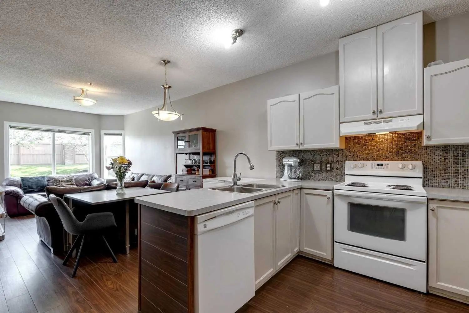 119 1920 14 Avenue Northeast, Calgary – Residential Apartment Listing Photo 2
