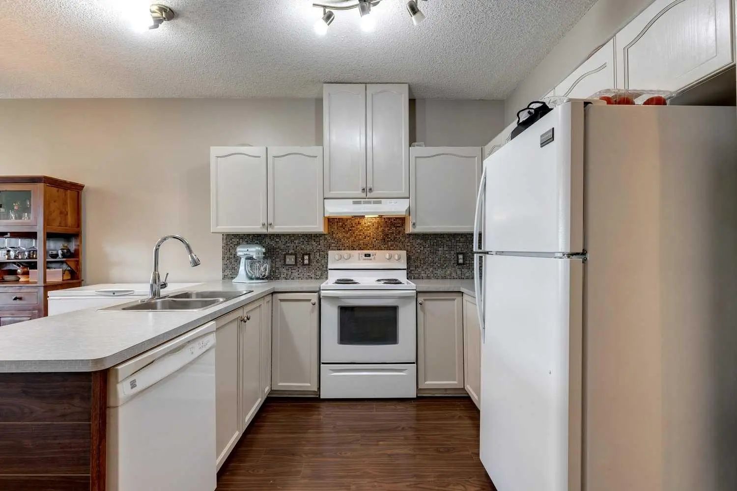 119 1920 14 Avenue Northeast, Calgary – Residential Apartment Listing Photo 3