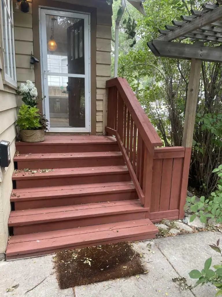 429 10 Street Northeast, Calgary – Residential Detached Listing Photo 3