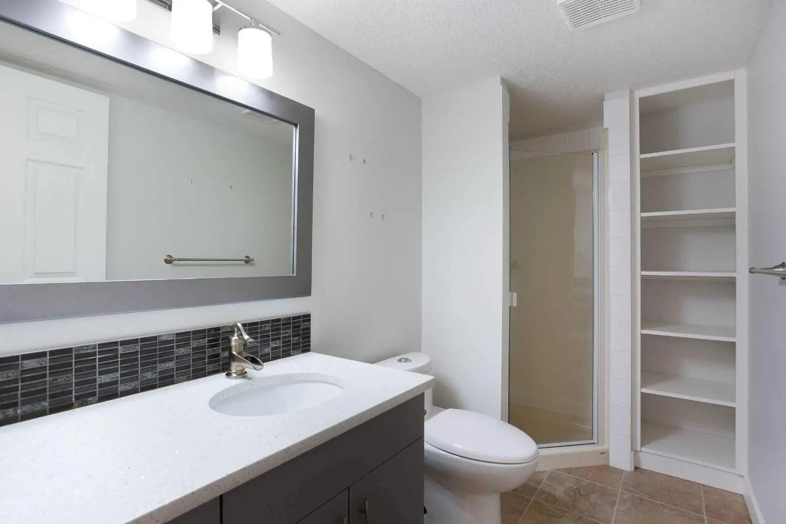 239 8535 Bonaventure Drive Southeast, Calgary – Residential Apartment Listing Photo 22