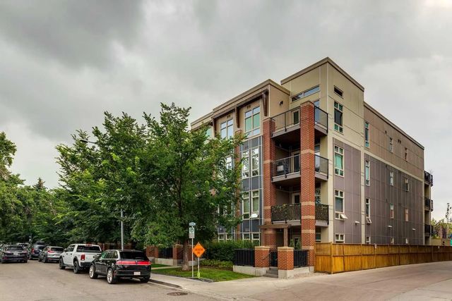 208 323 20 Avenue Sw, Calgary