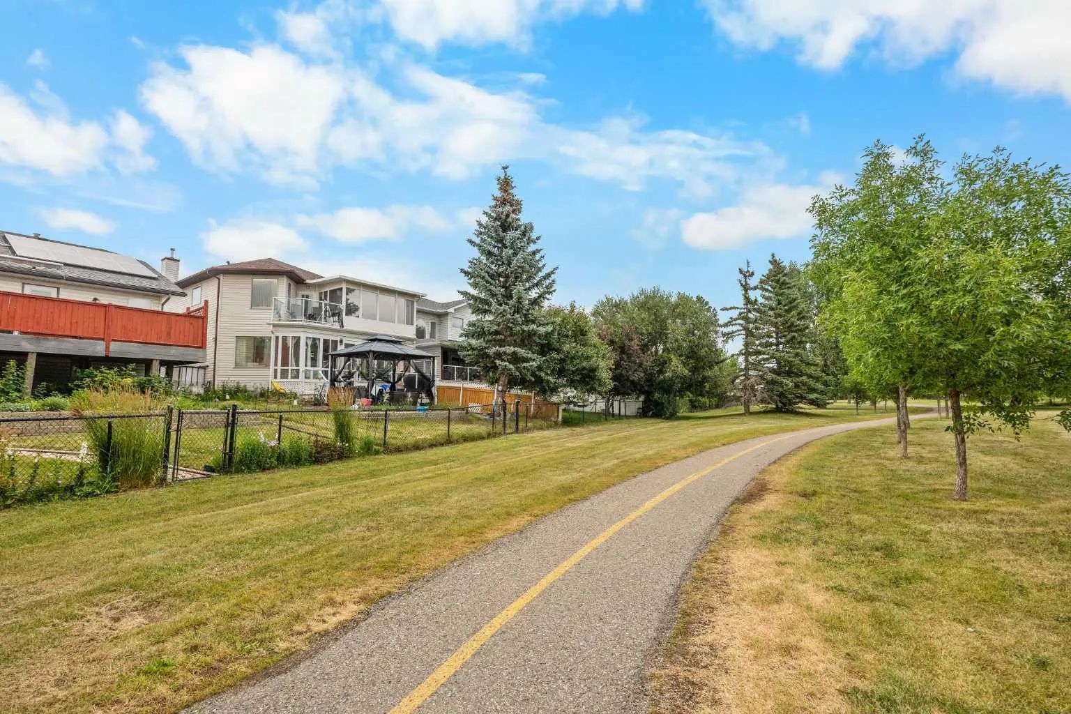 58 Citadel Crest Circle Northwest, Calgary – Residential Detached Listing Photo 39