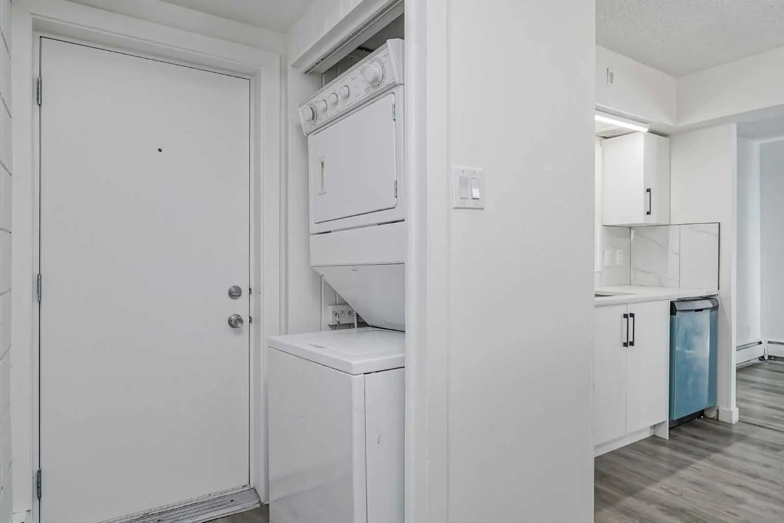 113 6919 Elbow Drive Southwest, Calgary – Residential Row/Townhouse Listing Photo 9