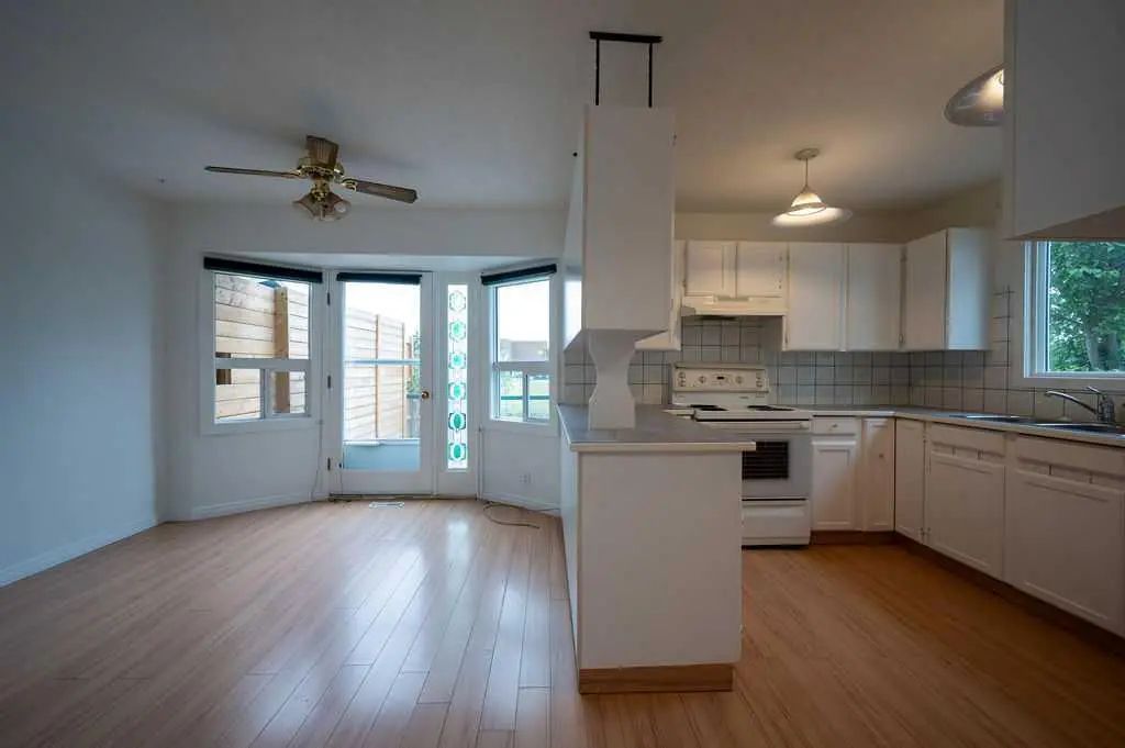 2603 60 Street Northeast, Calgary – Residential Semi Detached (Half Duplex) Listing Photo 6