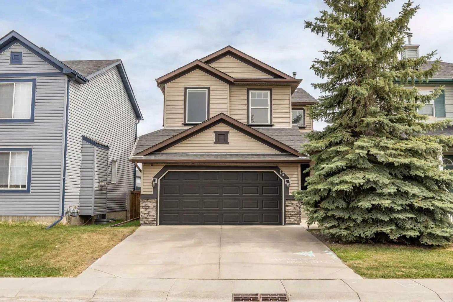 19 Covemeadow Crescent Northeast, Calgary – Residential Detached Listing Photo 2