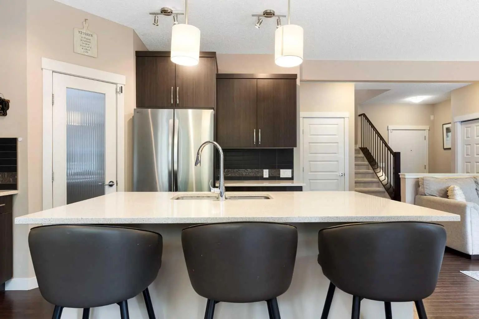 165 Cranarch Common Southeast, Calgary – Residential Detached Listing Photo 3