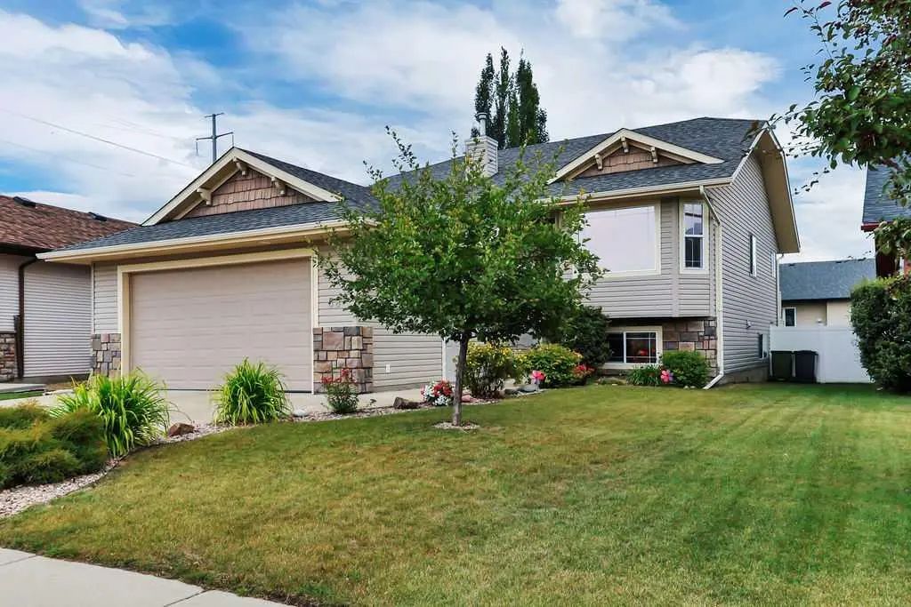 68 Isbister Close , Red Deer