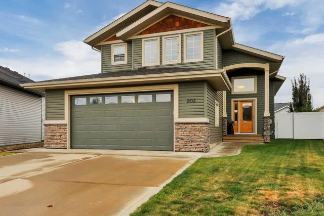 203 Cedar Square , Blackfalds