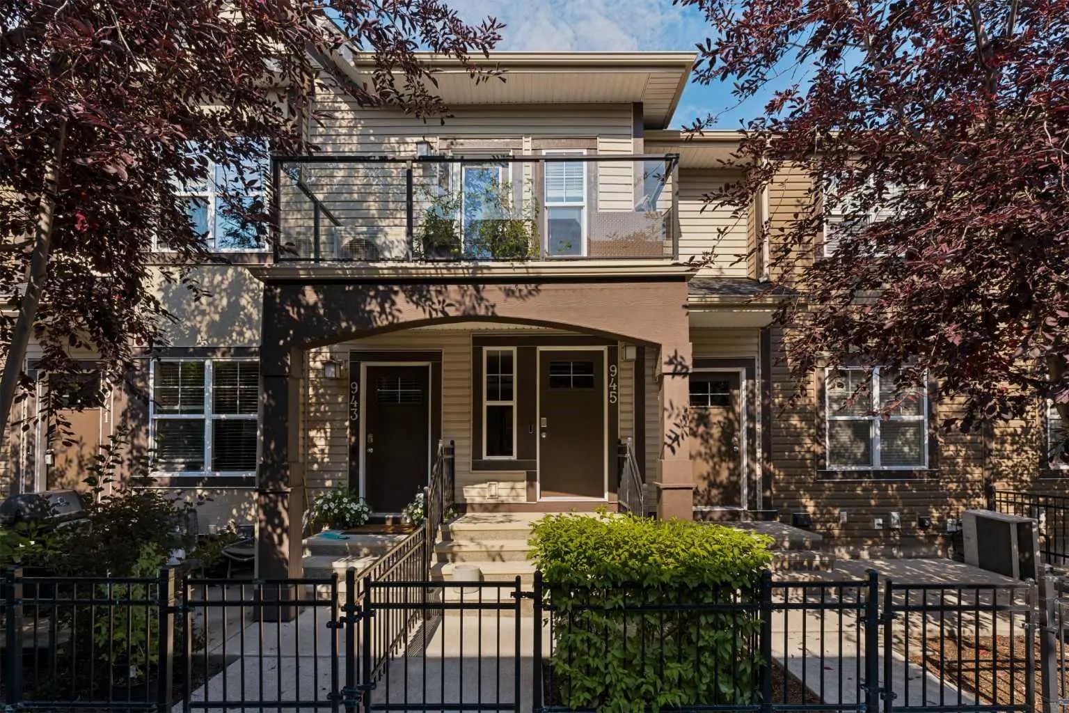 945 Mckenzie Towne Manor Southeast, Calgary – Residential Row/Townhouse Listing Photo 3