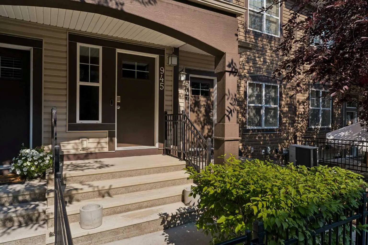 945 Mckenzie Towne Manor Southeast, Calgary – Residential Row/Townhouse Listing Photo 4