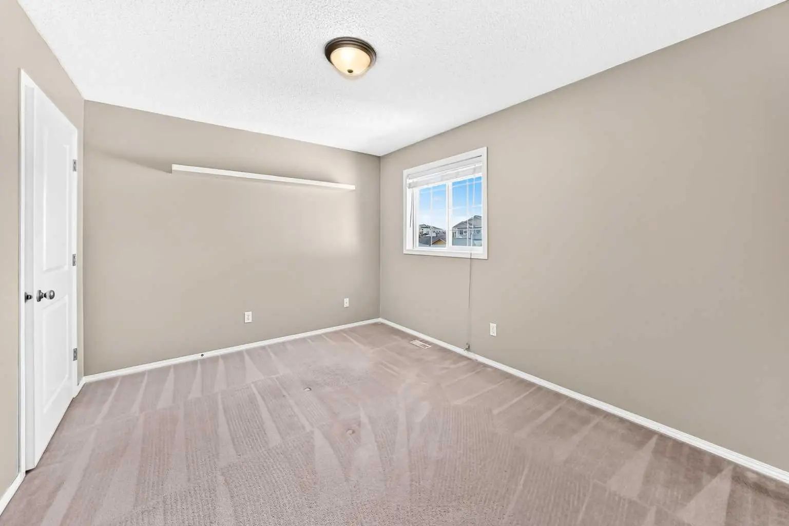 16 Royal Birch Rise Northwest, Calgary – Residential Detached Listing Photo 32