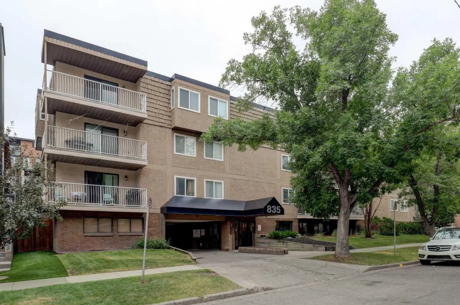 206 835 19 Avenue Southwest, Calgary – Residential Apartment Listing Photo 2