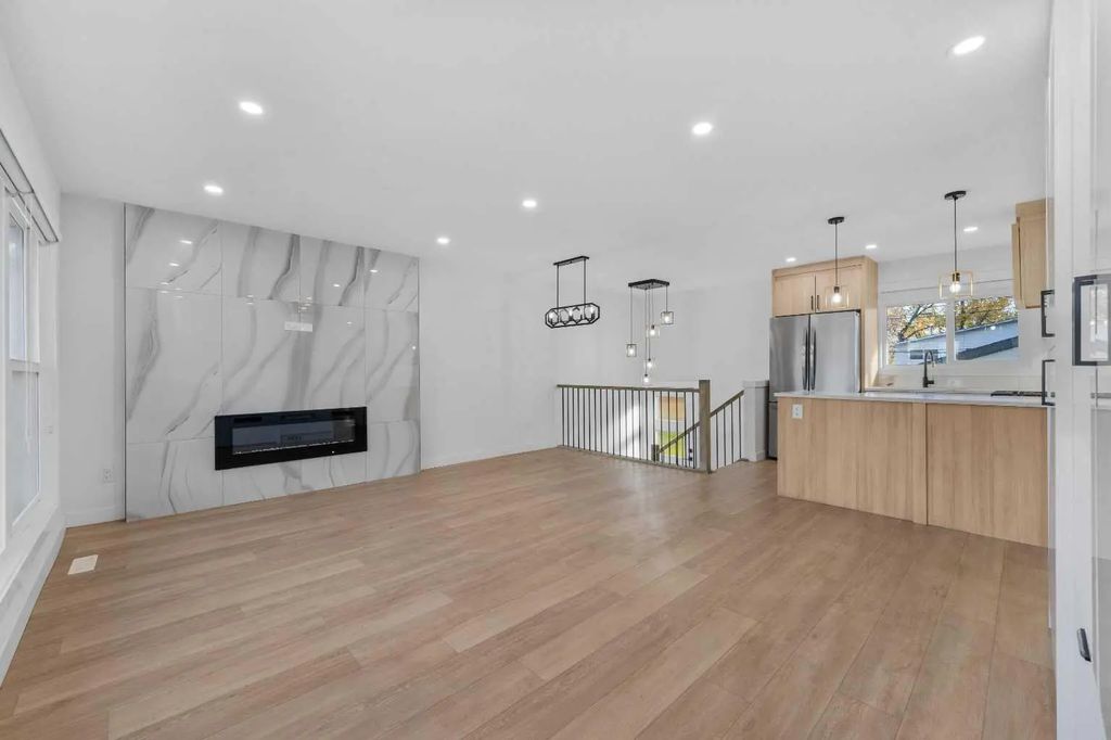 2415 22 Avenue Sw, Calgary