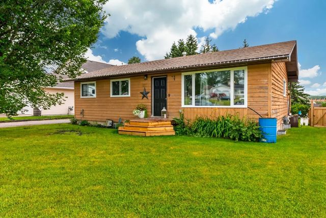 121 Edey Close , Cremona