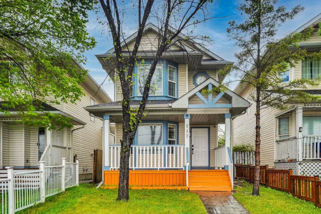 112 Martinglen Close Ne, Calgary