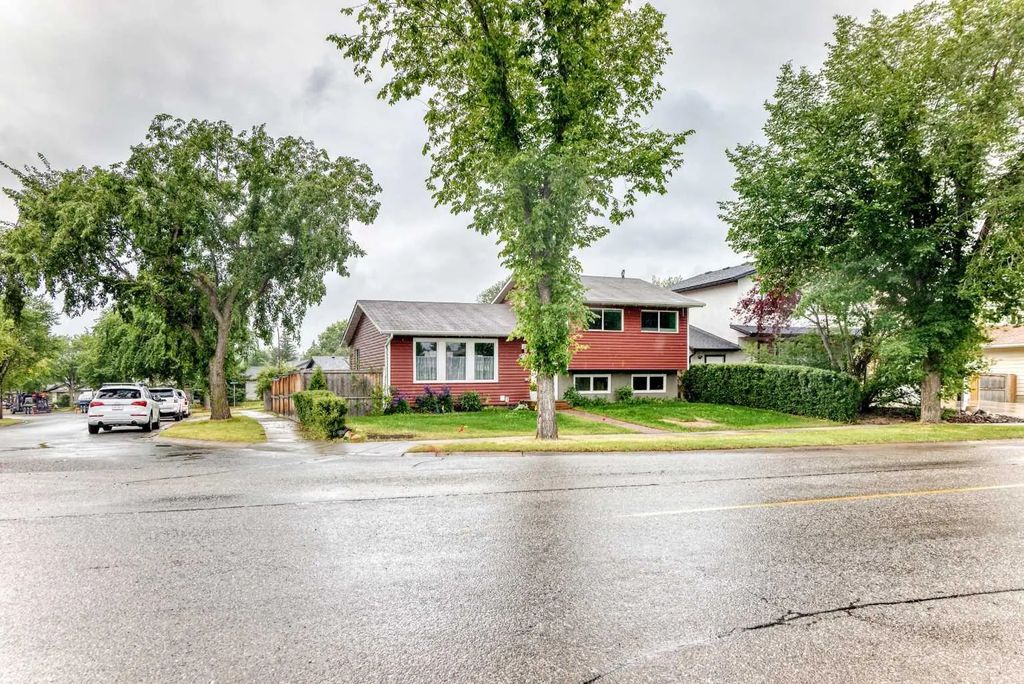 14672 Deer Ridge Drive Se, Calgary