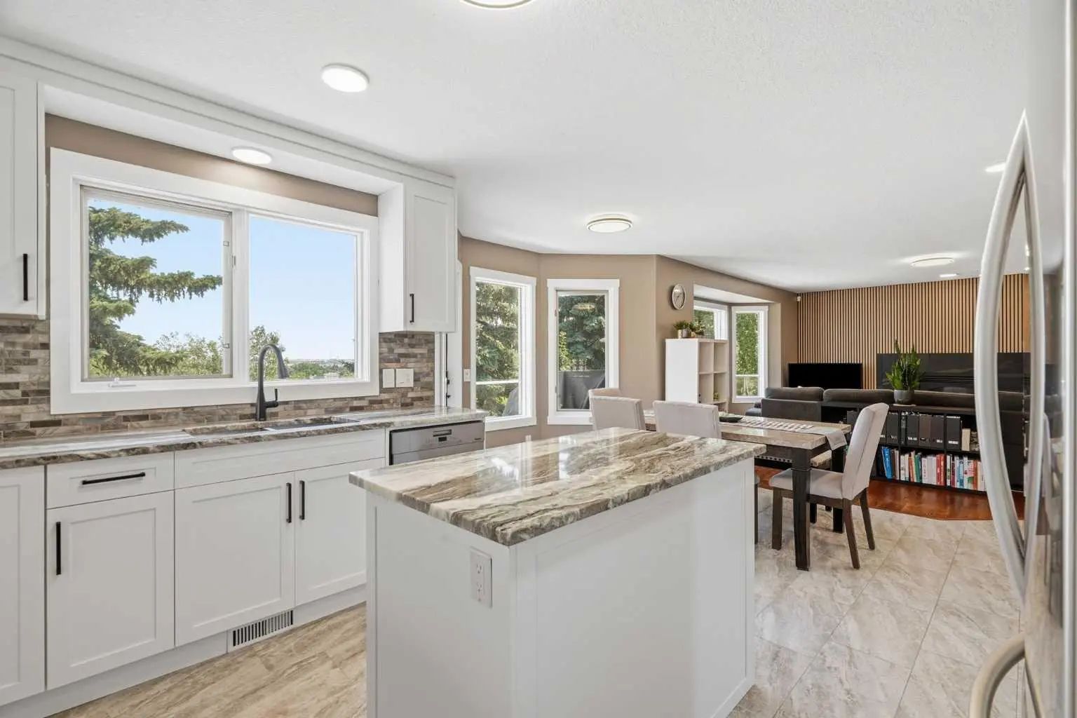 12078 Diamond View Southeast, Calgary – Residential Detached Listing Photo 10