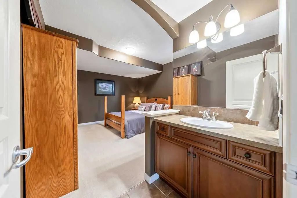 22 Tuscany Estates Crescent Northwest, Calgary – Residential Detached Listing Photo 36