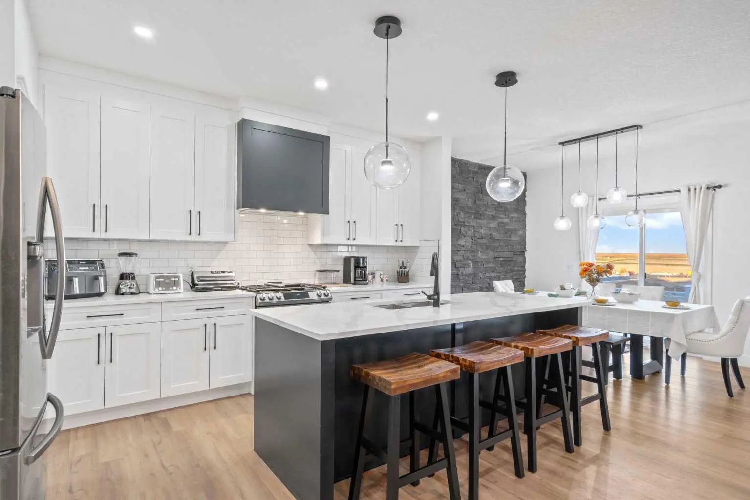 818 Edgefield Street  Strathmore Alberta T1P 0H6 Edgefield Details