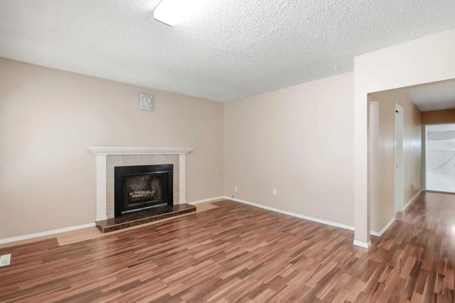 1832 43 Street Southeast, Calgary – Residential Detached Listing Photo 5