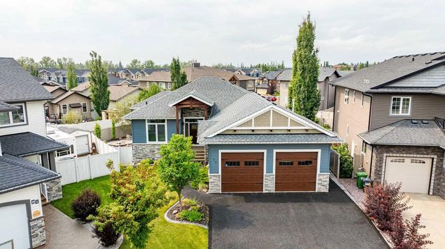 77 Grove Close , Red Deer