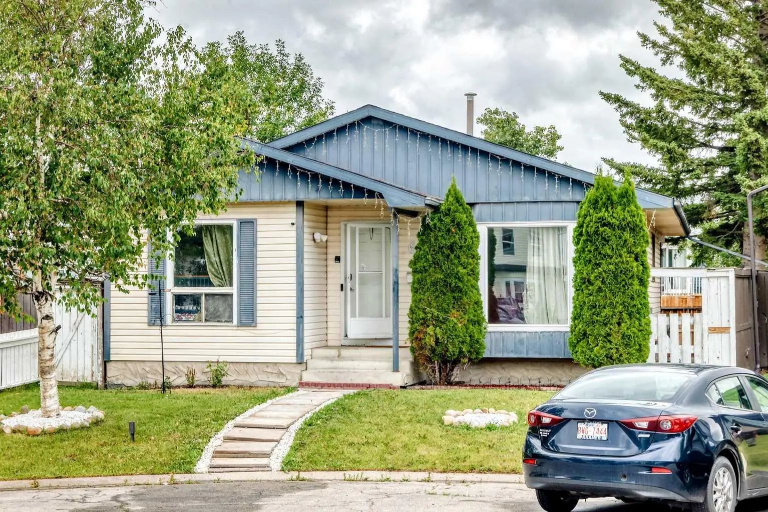 60 Falmere Court Northeast, Calgary – Residential Detached Listing Photo 3