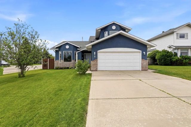 2 Denmark Crescent , Red Deer