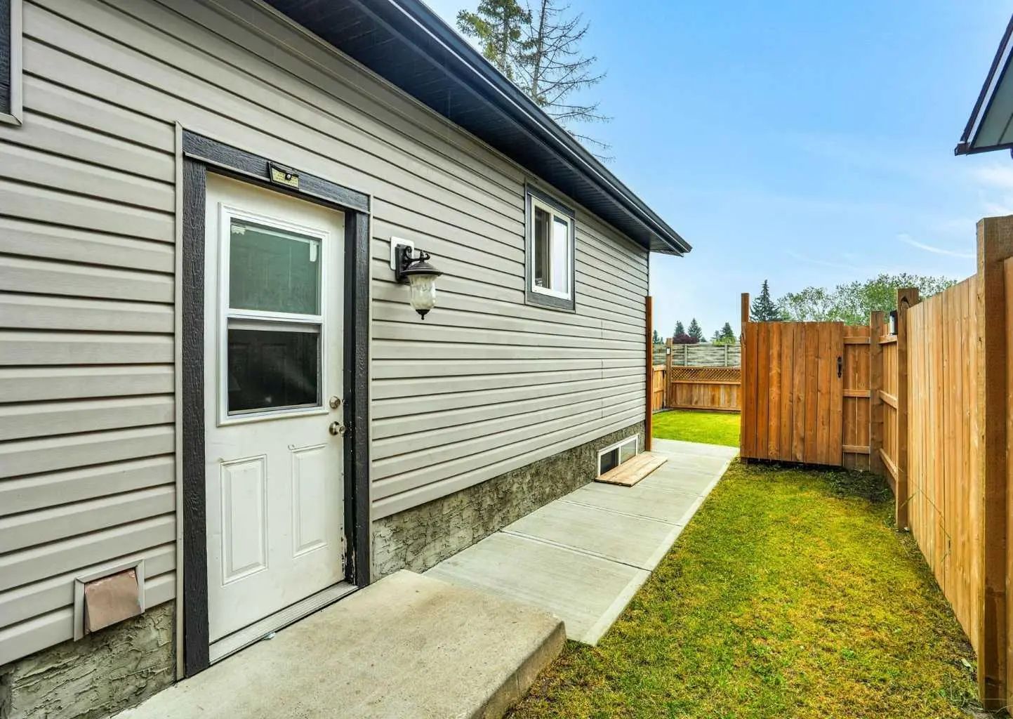 896 Rundlecairn Way Northeast, Calgary – Residential Detached Listing Photo 25