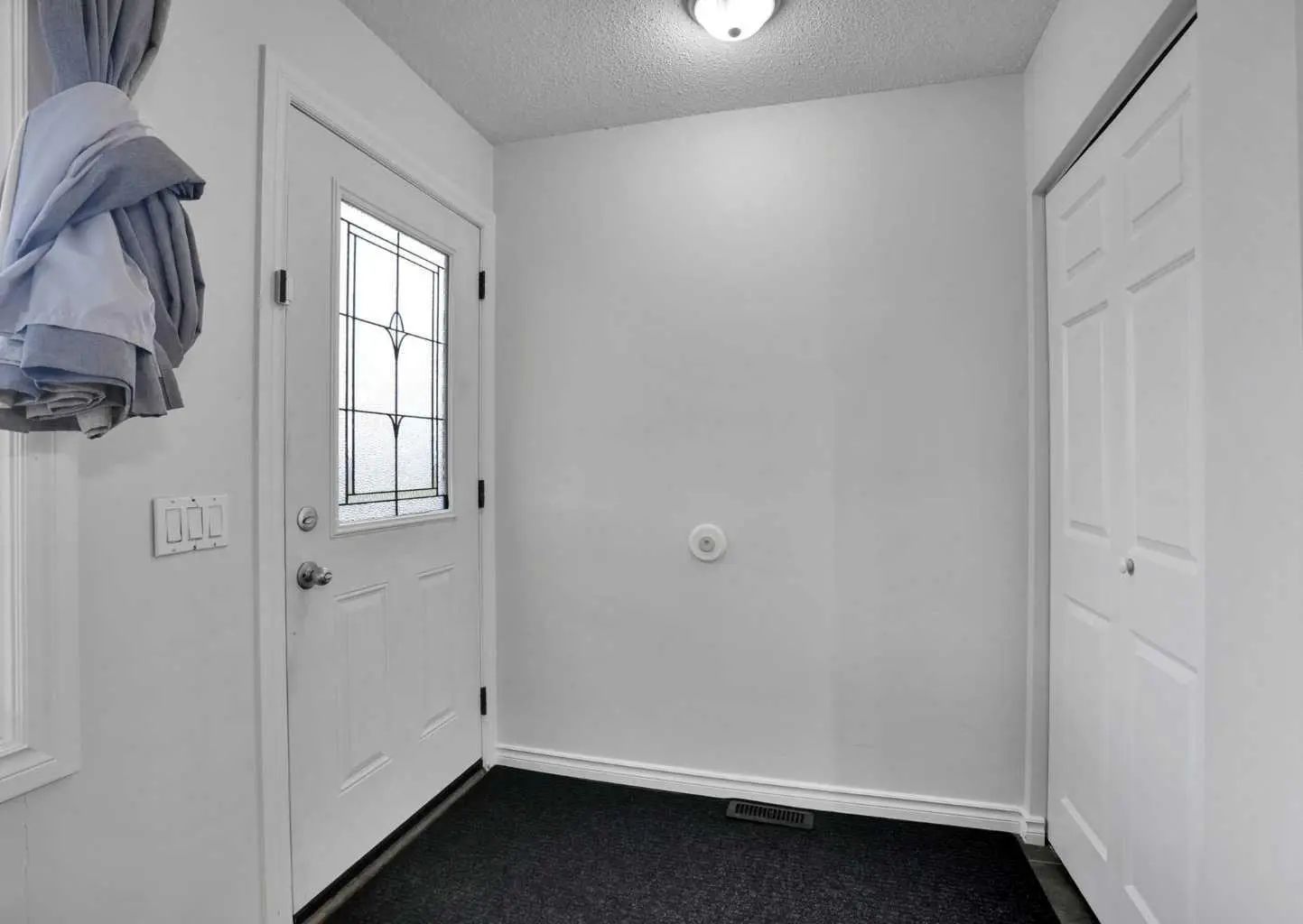 896 Rundlecairn Way Northeast, Calgary – Residential Detached Listing Photo 4
