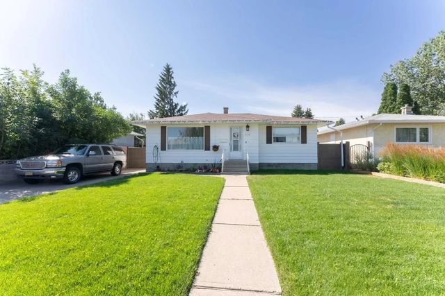 1114 11 Avenue N, Lethbridge