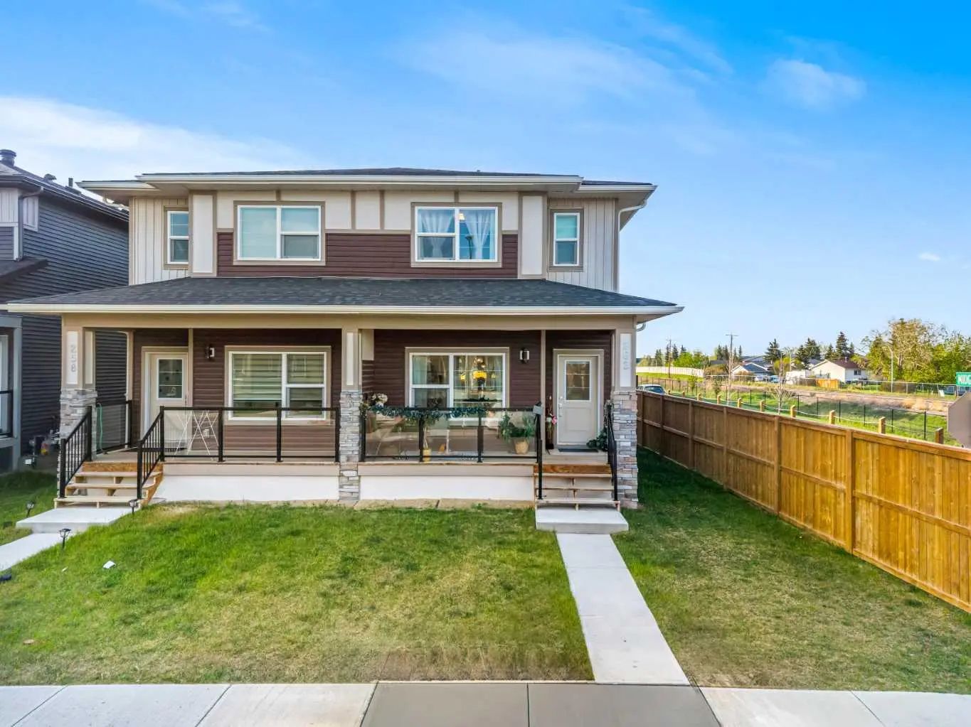 262 Midgrove Mews Southwest, Airdrie – Residential Semi Detached (Half Duplex) Listing Photo 2