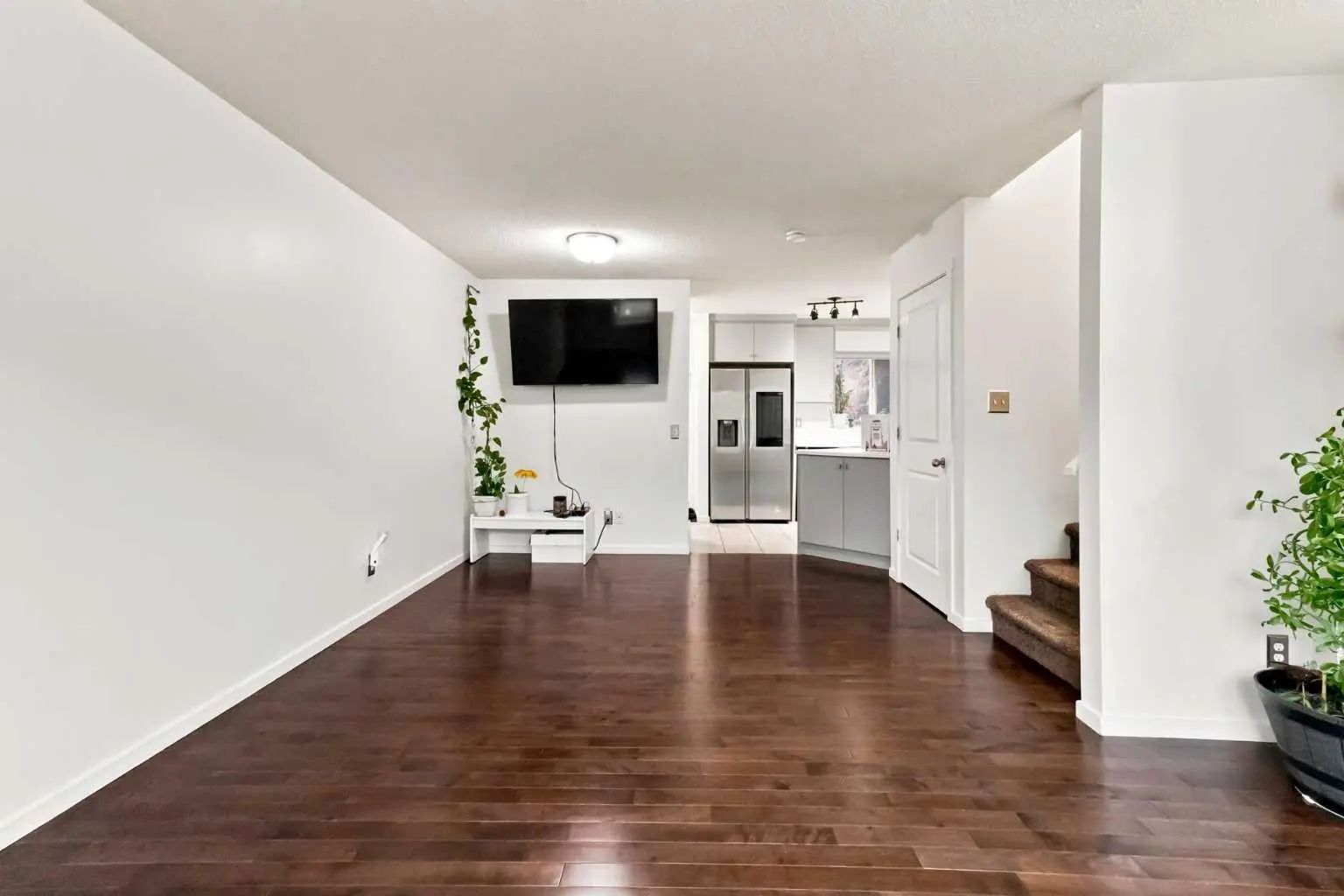 98 Panatella Hill Northwest, Calgary – Residential Semi Detached (Half Duplex) Listing Photo 11