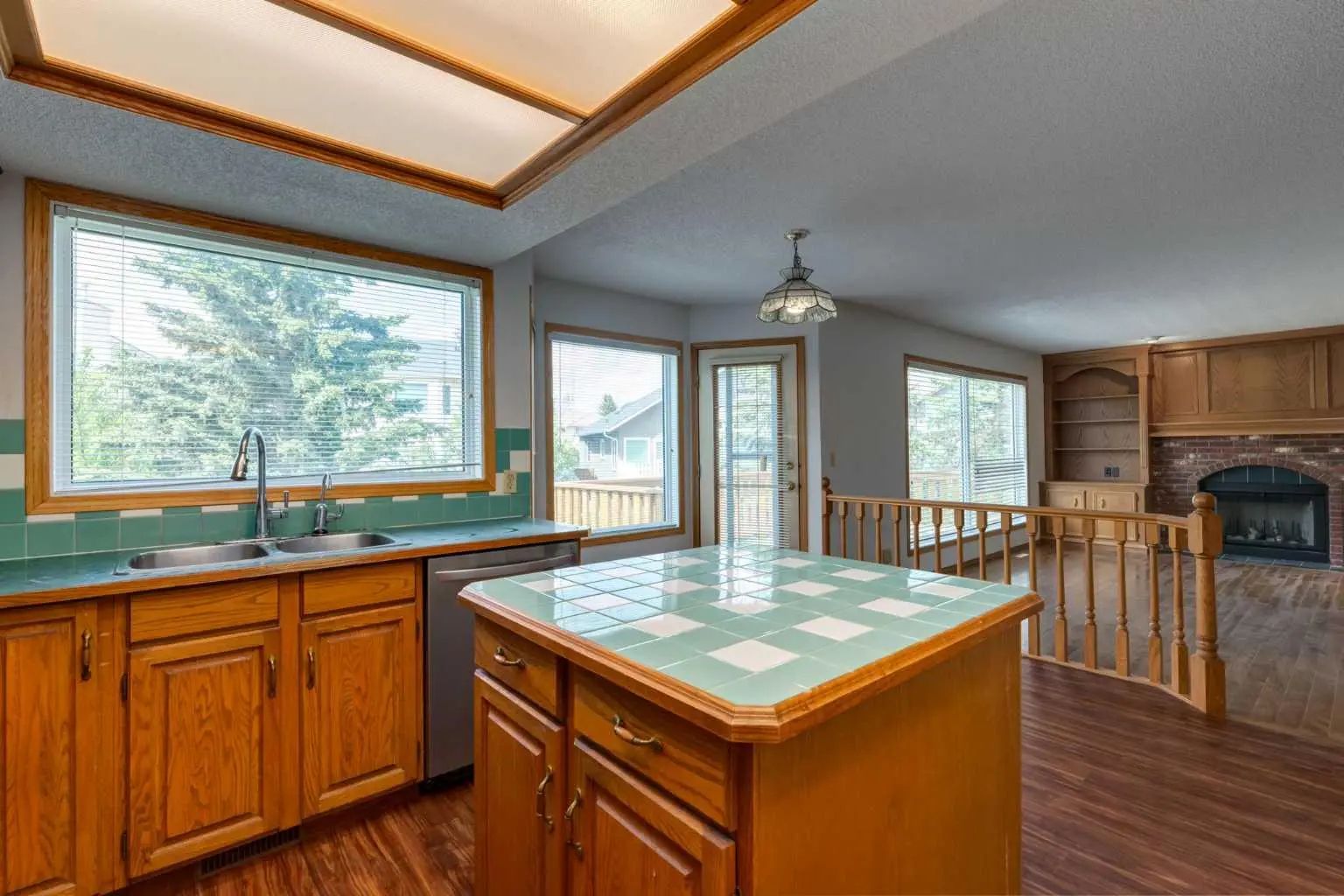183 Edgevalley Circle Northwest, Calgary – Residential Detached Listing Photo 15