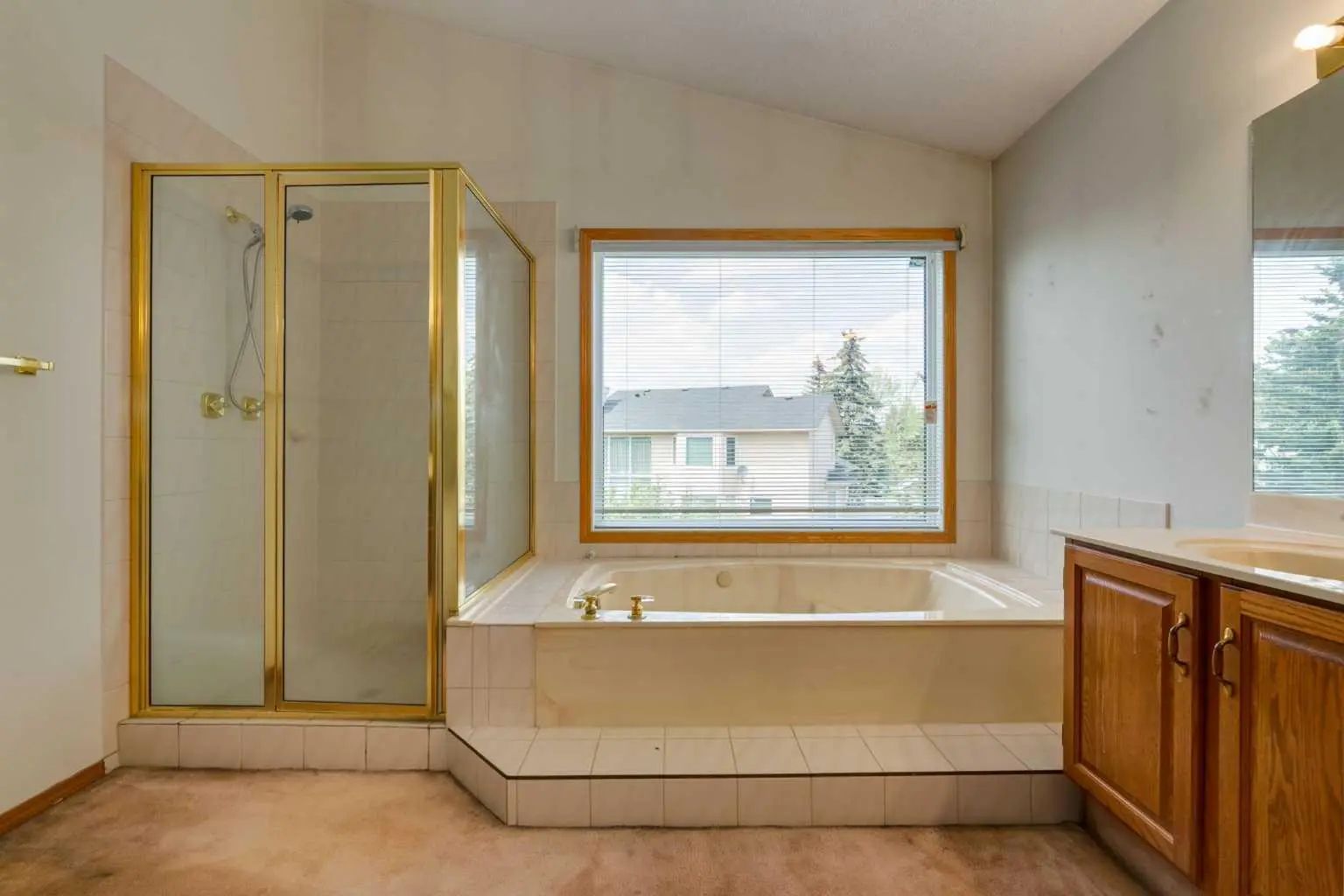183 Edgevalley Circle Northwest, Calgary – Residential Detached Listing Photo 25