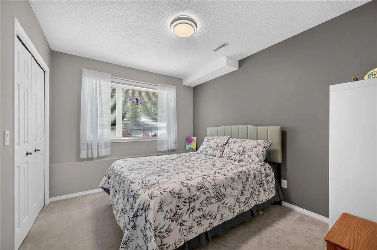 212 Cresthaven Place Southwest, Calgary – Residential Detached Listing Photo 37