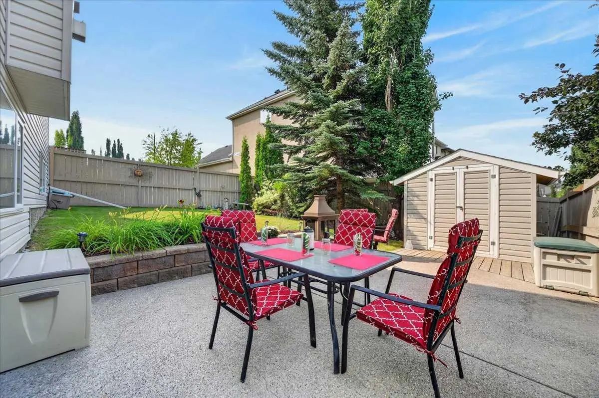 212 Cresthaven Place Southwest, Calgary – Residential Detached Listing Photo 41
