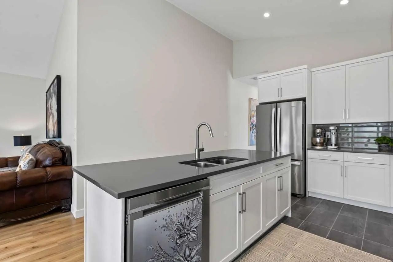 119 Walgrove Green Southeast, Calgary – Residential Detached Listing Photo 9