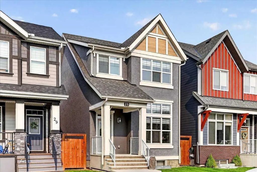 25 Masters Street Se, Calgary