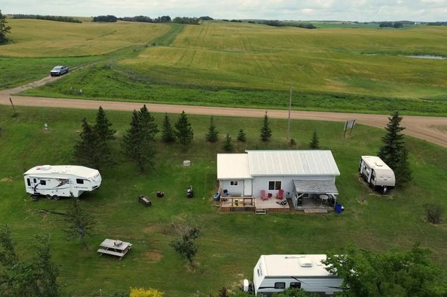 101 43049 Range Road 214  , Rural Camrose County