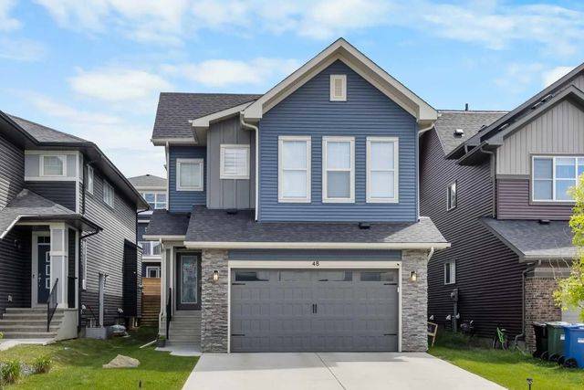 48 Carringvue Street Nw, Calgary