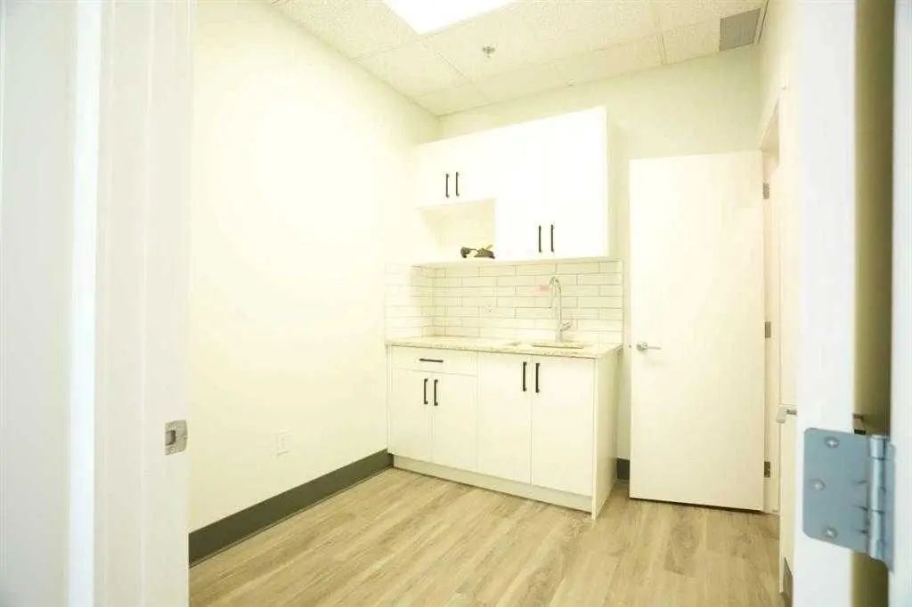327 7171 80 Avenue , Calgary – Commercial Mixed Use Listing Photo 17
