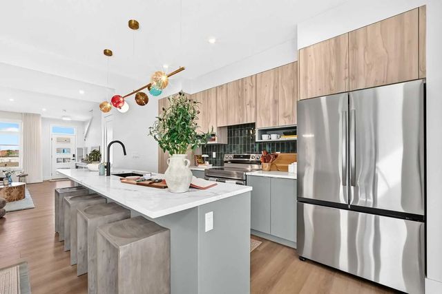 2465 Creeker Lane , Airdrie
