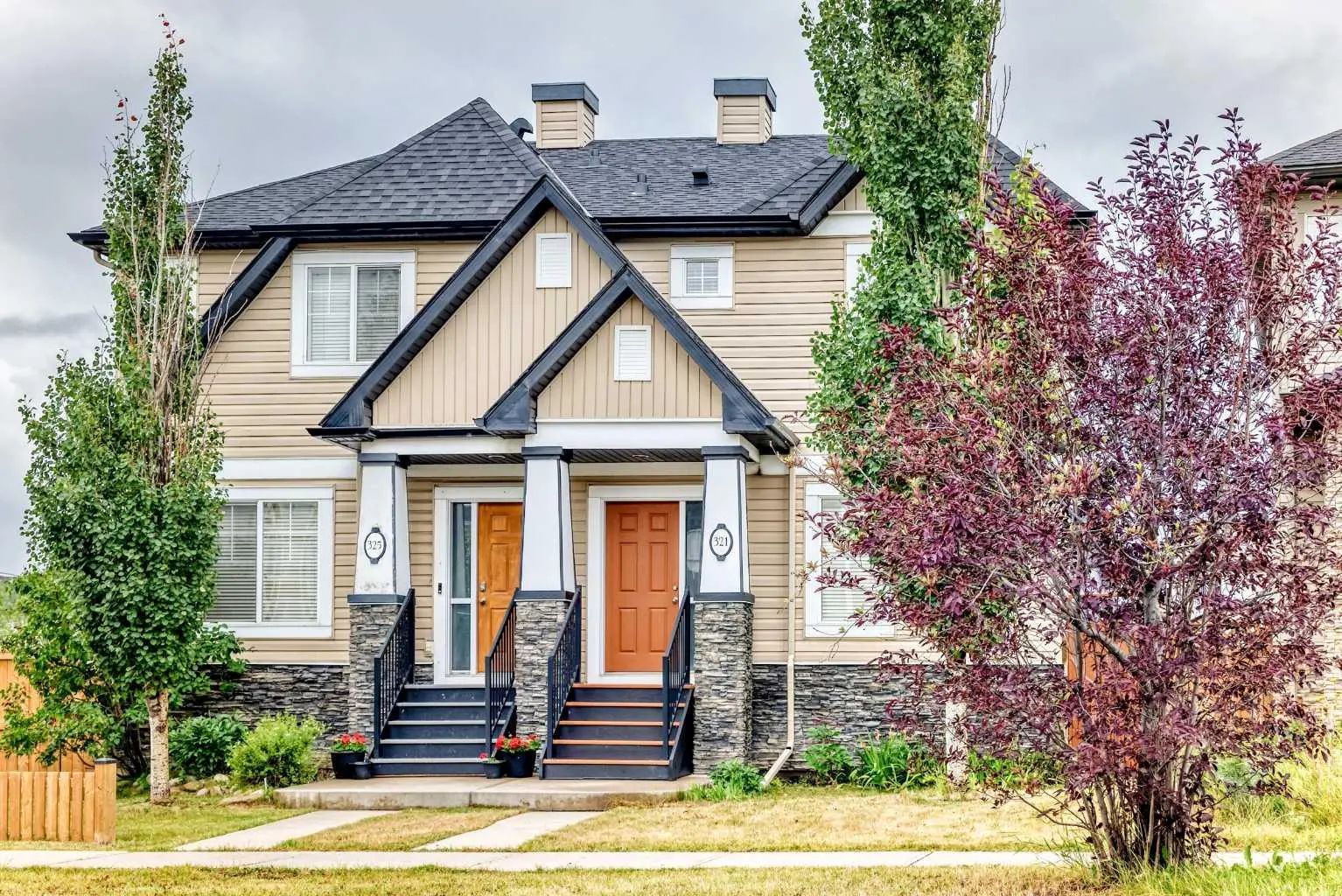 321 Skyview Ranch Drive Northeast, Calgary – Residential Semi Detached (Half Duplex) Listing Photo 2