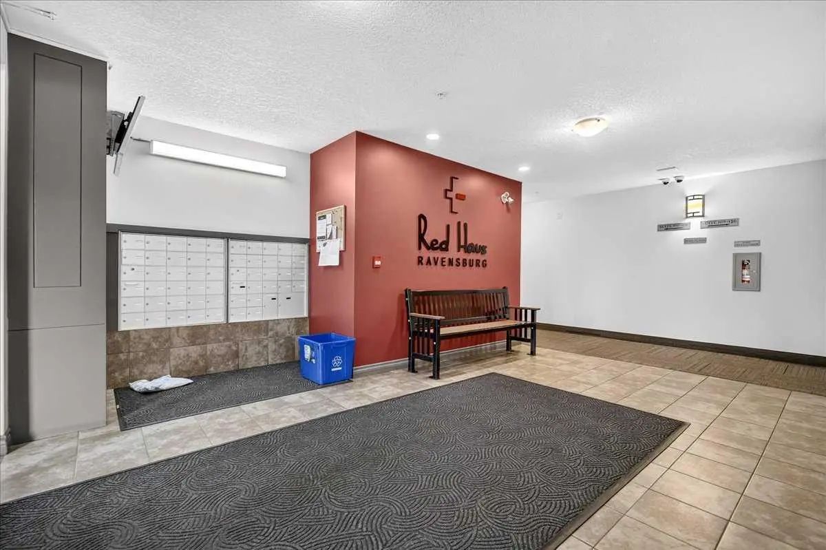 303 70 Royal Oak Plaza Northwest, Calgary – Residential Apartment Listing Photo 4