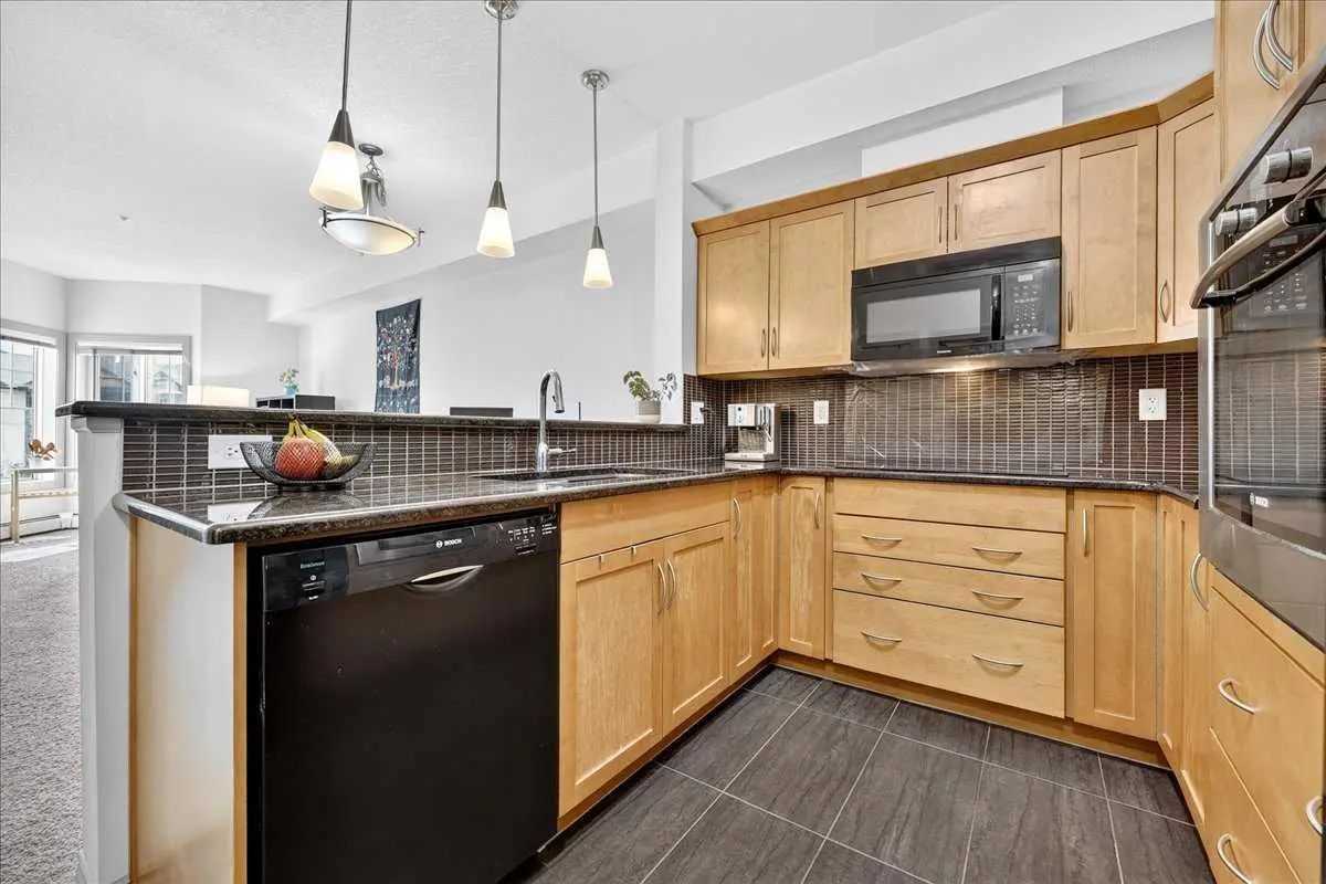303 70 Royal Oak Plaza Northwest, Calgary – Residential Apartment Listing Photo 6