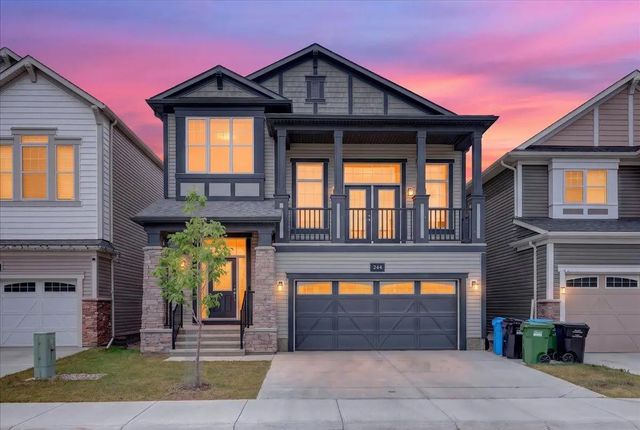 244 Carrington Crescent Nw, Calgary